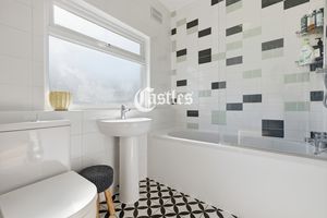Photo 16- click for photo gallery